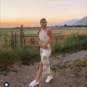 SOLD: Daisy Midi Dress